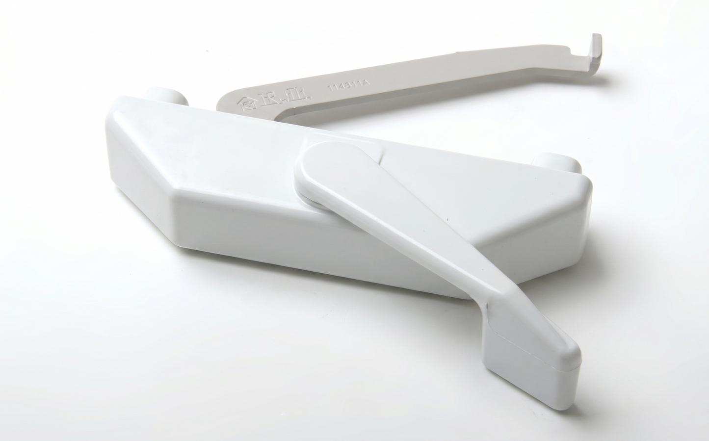[F4-04] BARRURE POUR MULTIPOINT BLANCHE DE FENÊTRE À BATTANT (1 CÔTÉ SEULEMENT)